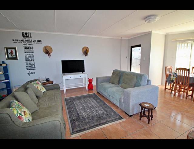 2 BEDROOM HOUSE FOR SALE IN DANA BAY